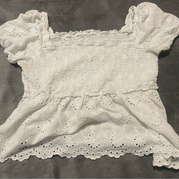2/$15❗️Pretty white eyelet SHEIN blouse, size 4X (fits like 18/20) - Picture 2 of 6